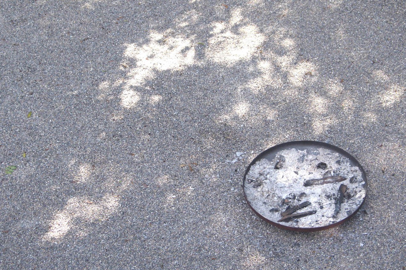 Lauschiger Ort hinter dem Bürohaus